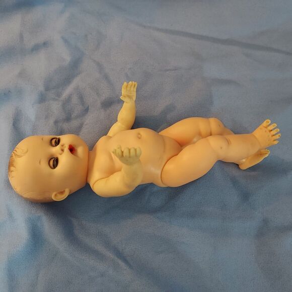 Vintage Vogue Ginnette vinyl 8” Baby Doll Drink & Wet Molded Hair 1950's - Picture 12 of 16